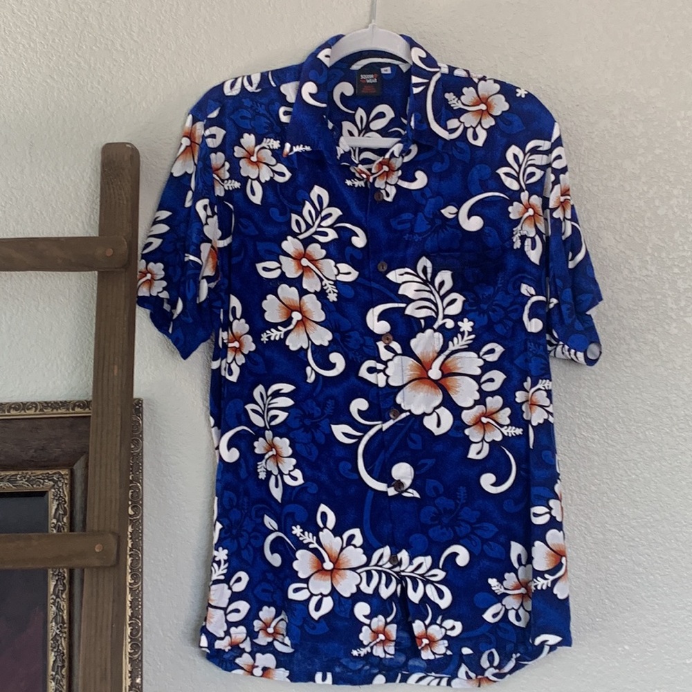 Squish Wear Men’s Hawaiian short sleeves shirt with front pocket